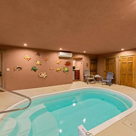 Splash Mansion Chalet